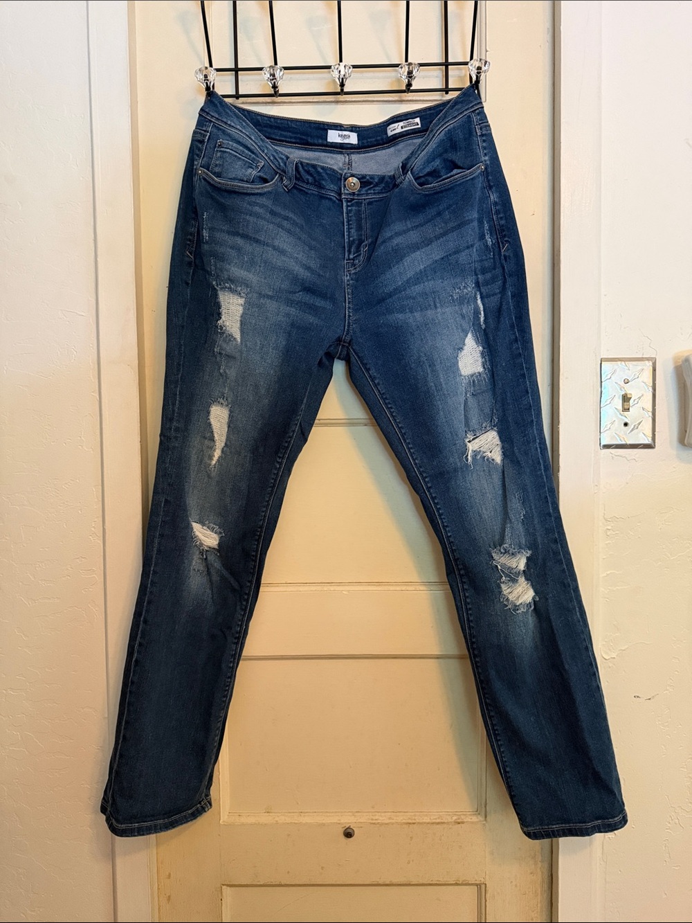 Kensie Dark Blue Distressed Boyfriend Jeans